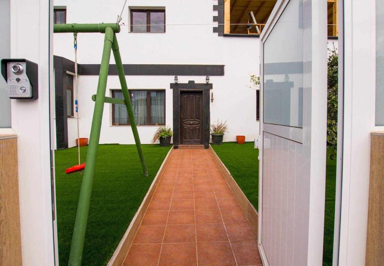Villa Palacios Herrero Tahiche Exteriör bild