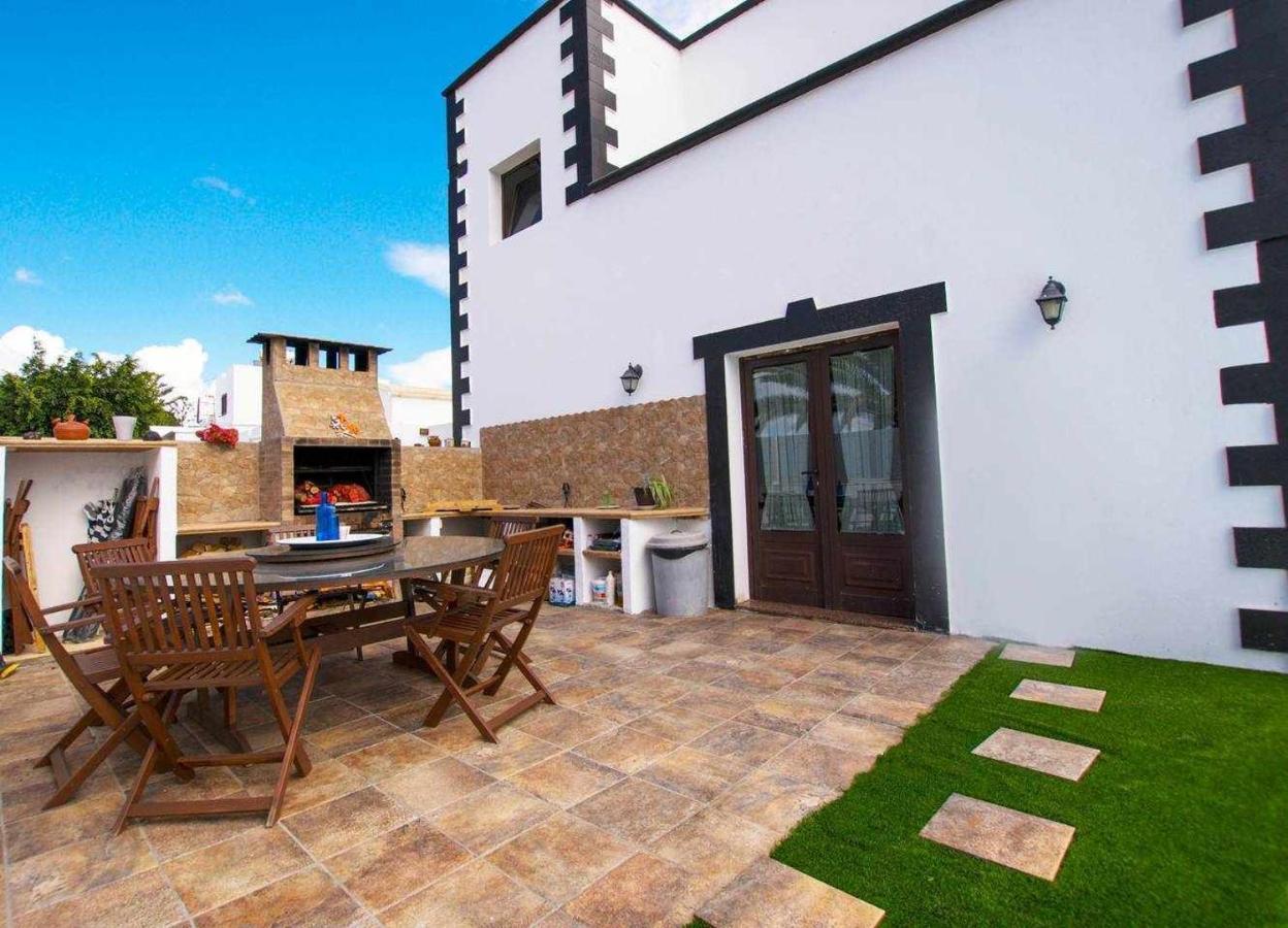 Villa Palacios Herrero Tahiche Exteriör bild