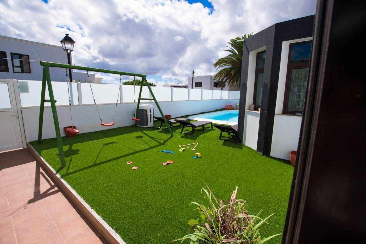 Villa Palacios Herrero Tahiche Exteriör bild