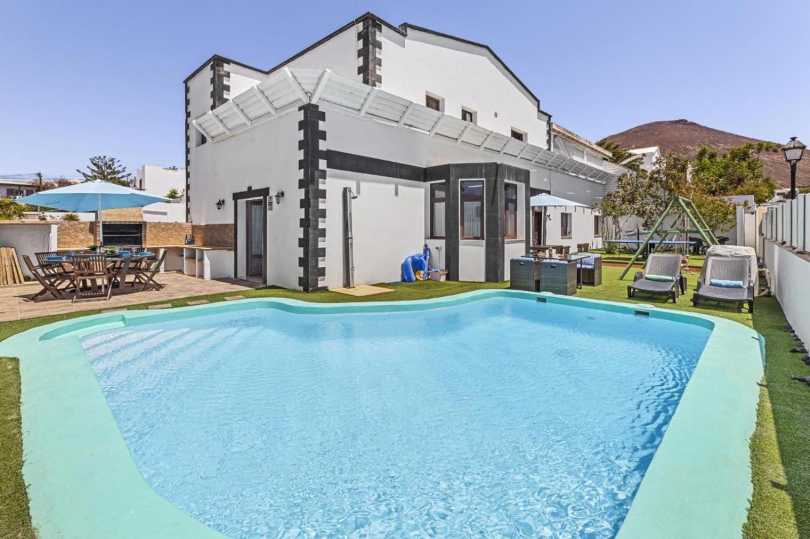 Villa Palacios Herrero Tahiche Exteriör bild